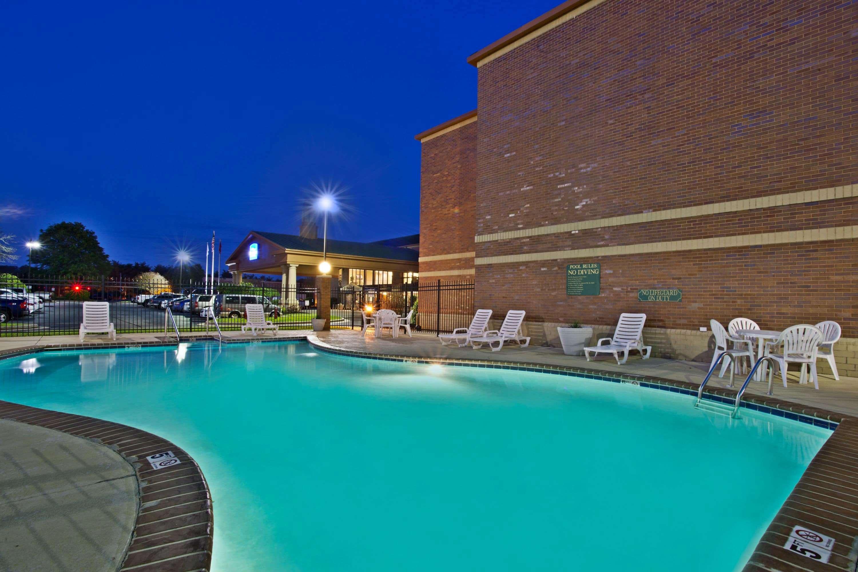 Baymont By Wyndham Knoxville/Cedar Bluff Εξωτερικό φωτογραφία