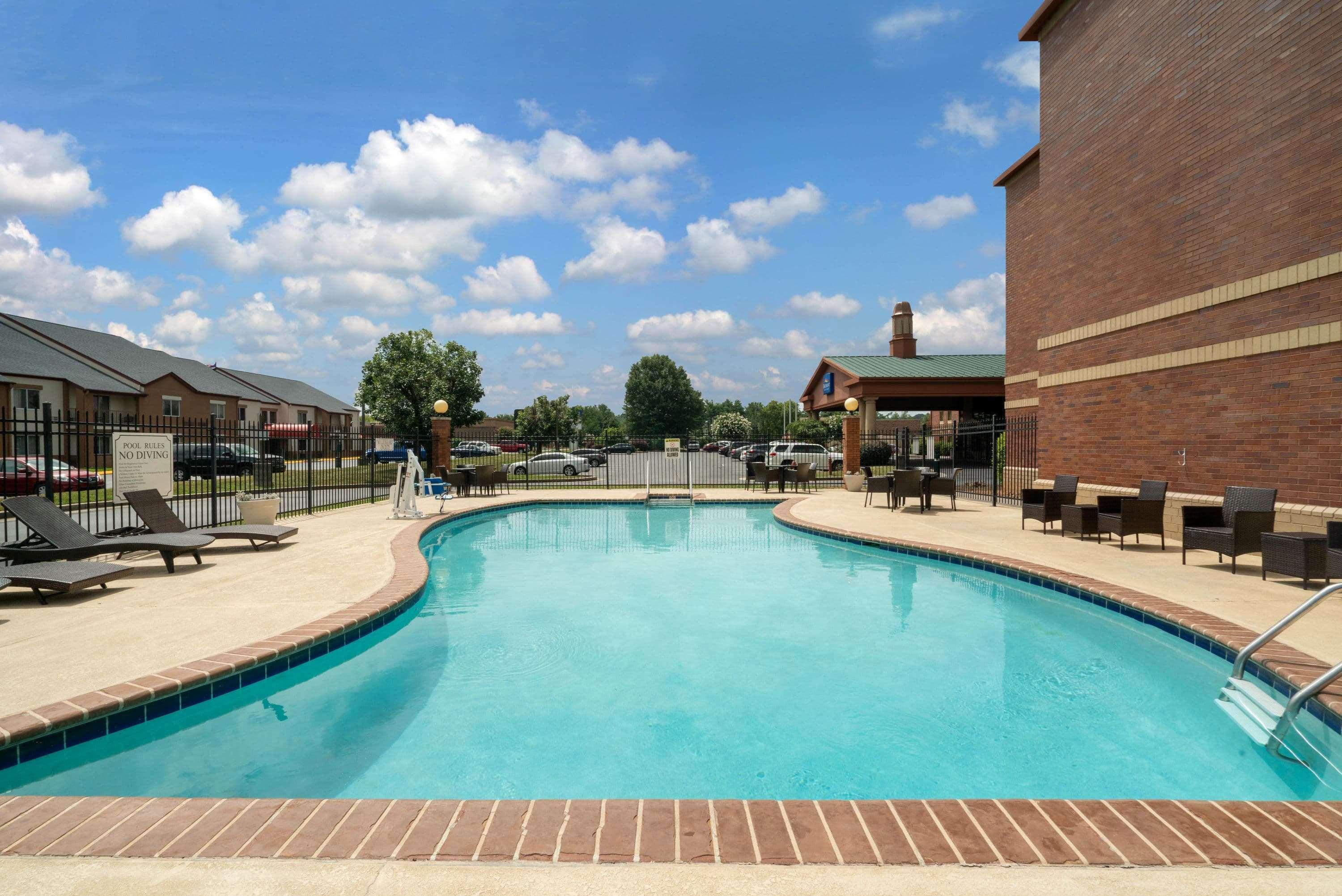 Baymont By Wyndham Knoxville/Cedar Bluff Εξωτερικό φωτογραφία